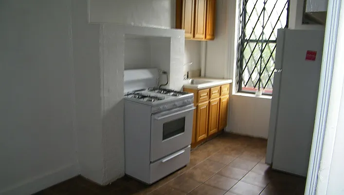 Rented by Francis Castoria LREB | media 4