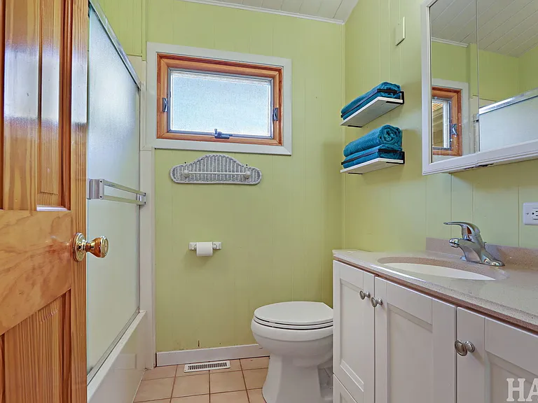 707 Kingston Blvd — Photo 20