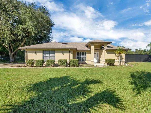 302 N WEBB ROAD, PLANT CITY, FL 33566