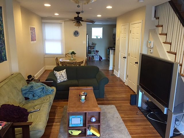 1st image of 5871 Woodcrest Ave