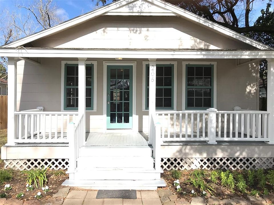 1st image of 206 McPhail St