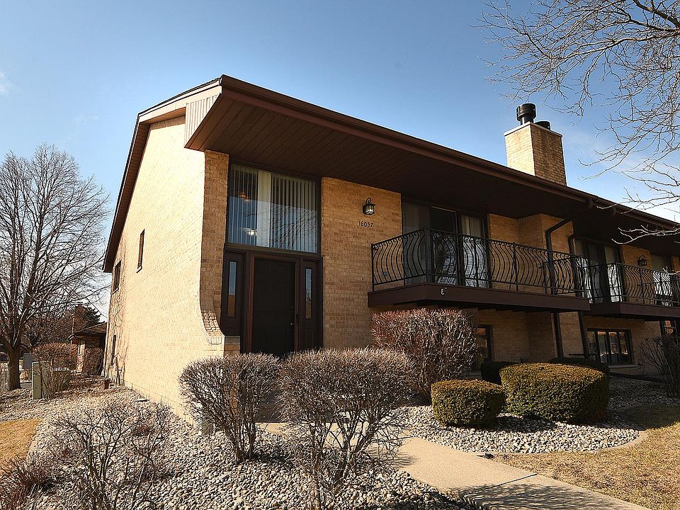 1st image of 16057 Pine Dr #0