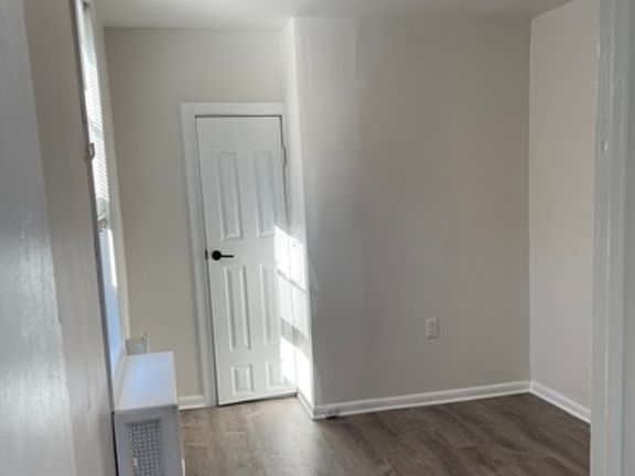 5th image of 35 W Logan St Floor 3