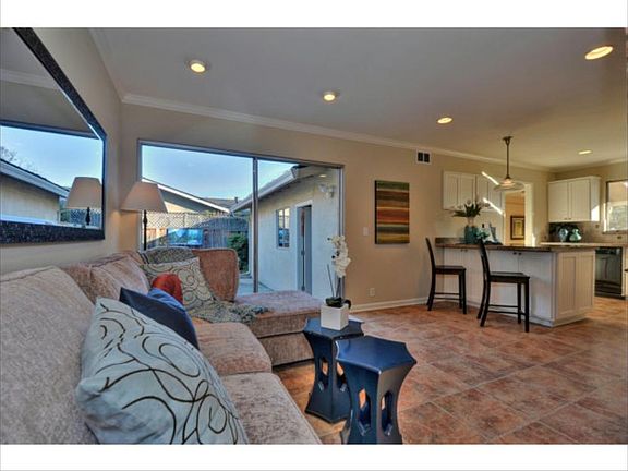 2nd image of 1262 Alderbrook Ln