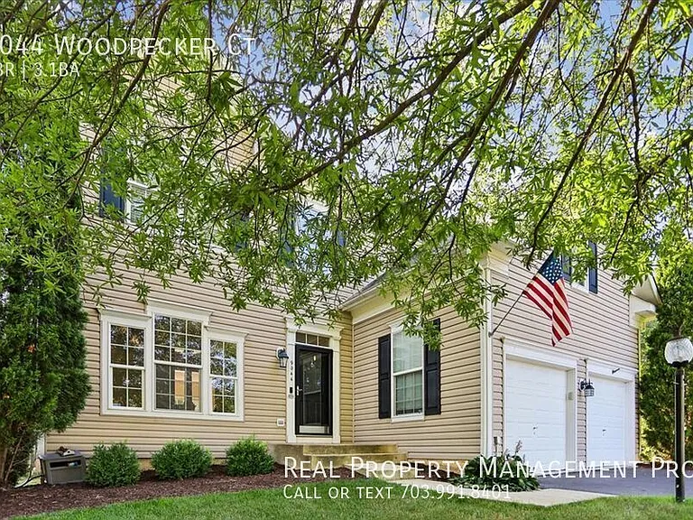 9044 Woodpecker Ct — Photo 33