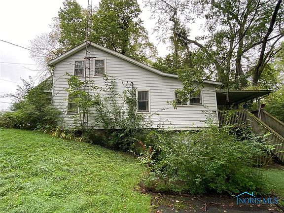 3rd image of 27424 County Road 424