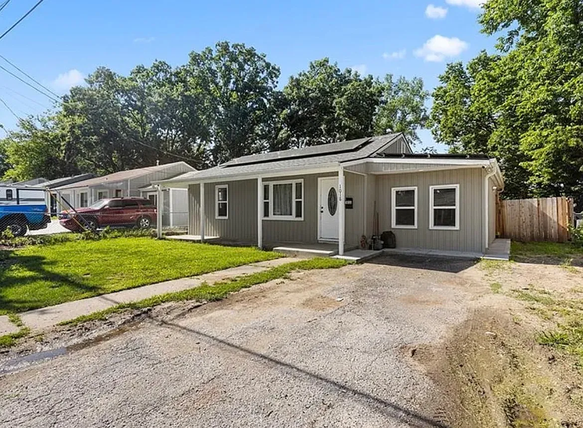 3 bed, 1020 sqft, $1,500 — Photo 4