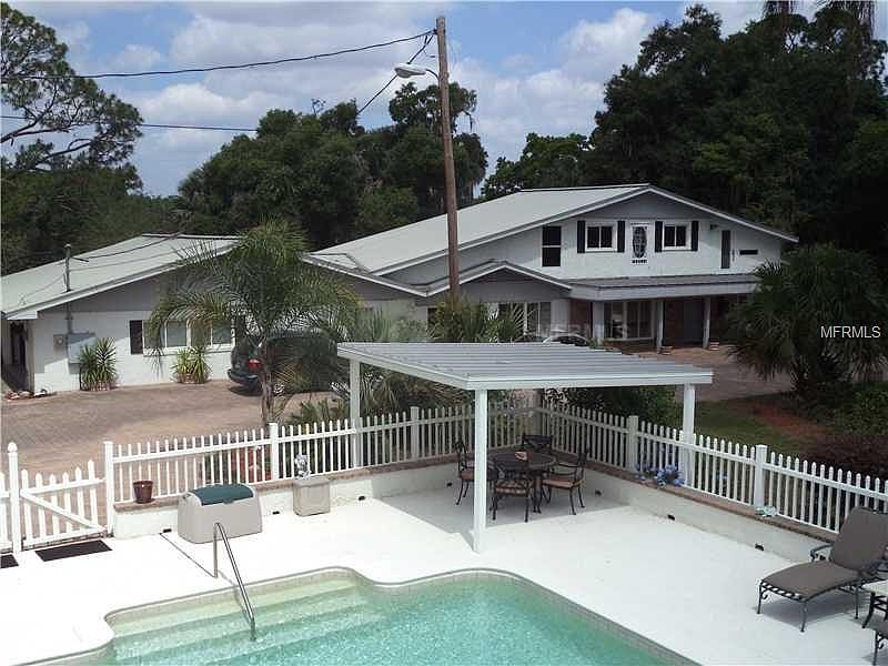 1st image of 2510 Deleon Dr