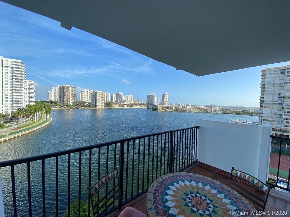 1st image of 2780 NE 183rd St APT 816