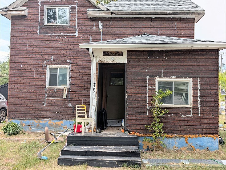 1st image of 439 4th Street W