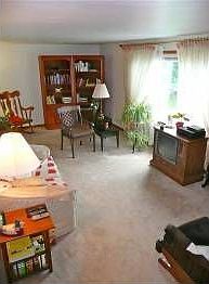 1st image of 374 Wheatridge Dr