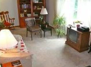 374 Wheatridge Dr, Jeannette, PA