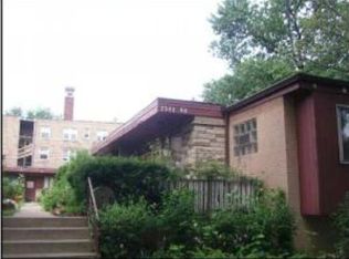 7384 N Winchester Ave, Chicago, IL 60626