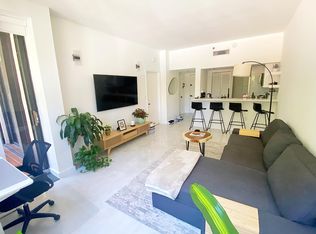 540 Brickell Key Dr, Miami, FL 33131