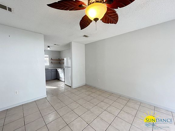 5th image of 1018 Rockport Dr