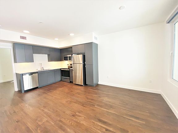 4th image of 4330 Alabama St #210