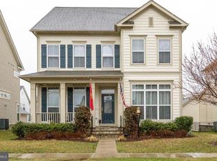 23396 Gardenwalk Dr, Ashburn, VA 20148