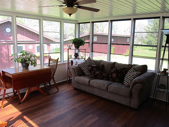 5th image of 134 Sunrise Ct