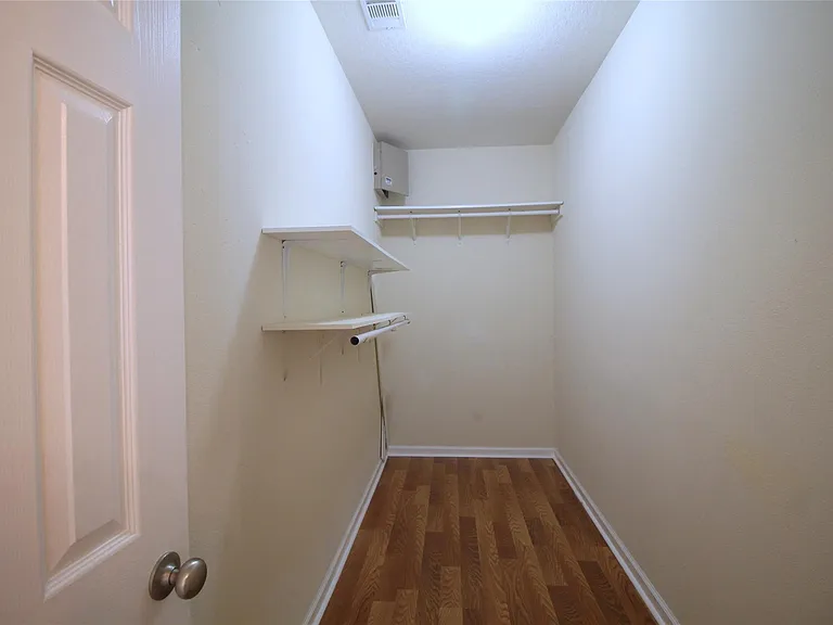 19927 Black Canyon Dr — Photo 14