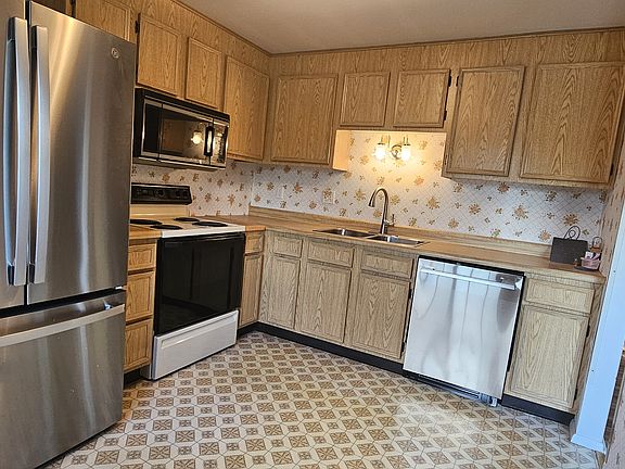 4th image of 307 Countryside Dr