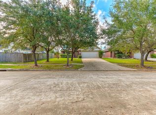 5808 Meadow Breeze Ln, Rosharon, TX 77583