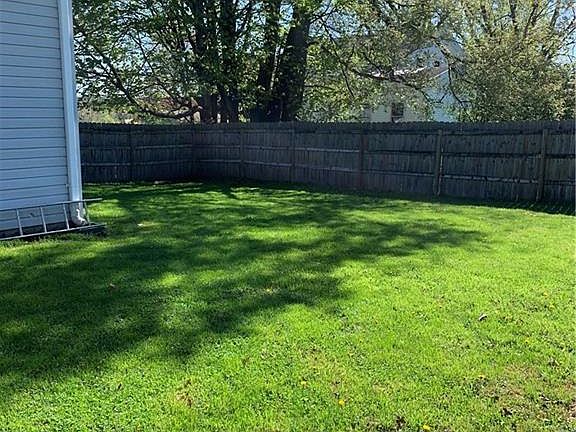 2nd image of 109 Hillside Dr