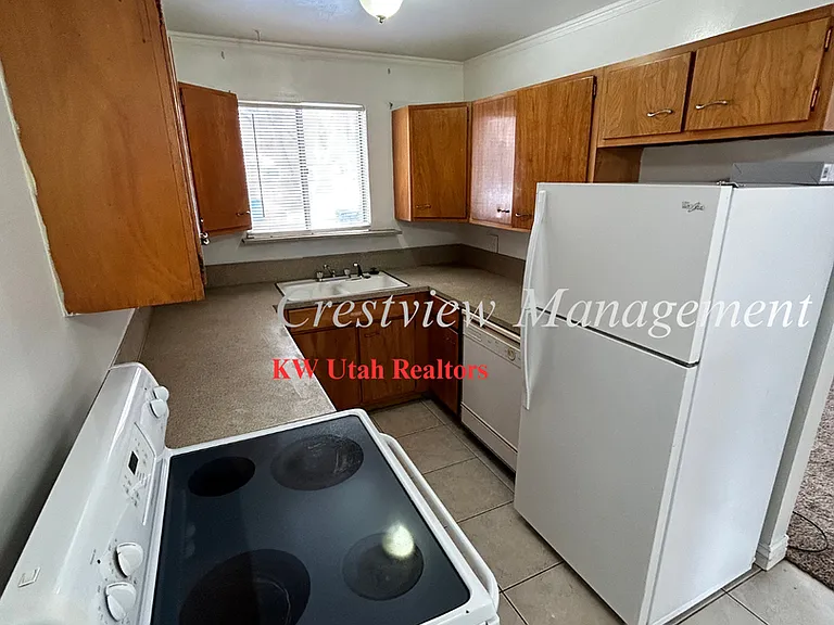 Hoagland 24th Street — Photo 18