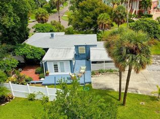 15500 2nd St E, Redington Beach, FL 33708