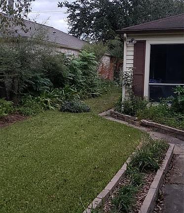 2nd image of 3615 Vineyard Dr