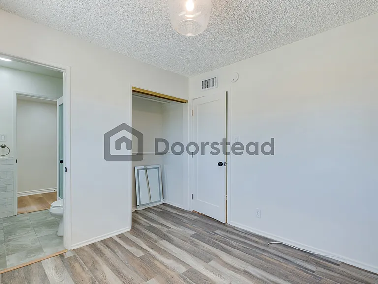 10050 Debra Ave — Photo 13