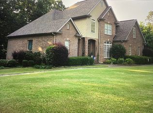 6100 Oak Summit Ln, Gardendale, AL 35071