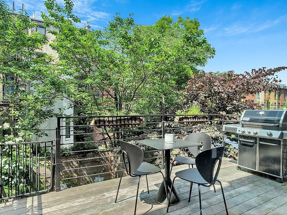 1st image of 241 Lexington Ave #2