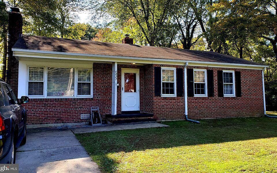 1st image of 4827 Stillwell Ave