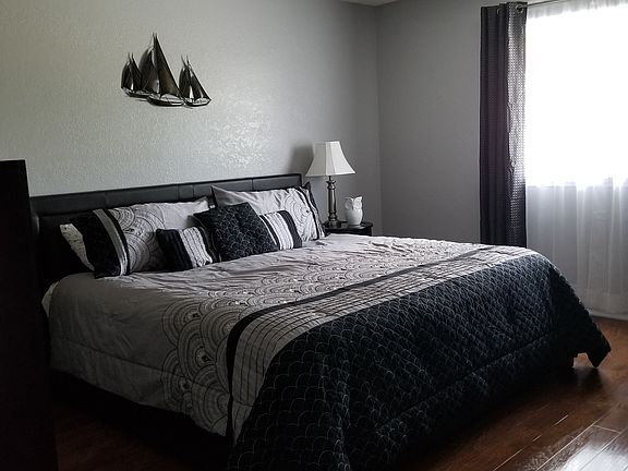 4th image of 125 Carmen Dr