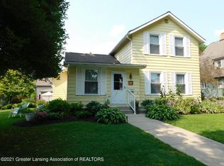 305 E Oak St, Mason, MI 48854