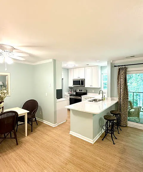 1873 Montclair Dr #C — Photo 8