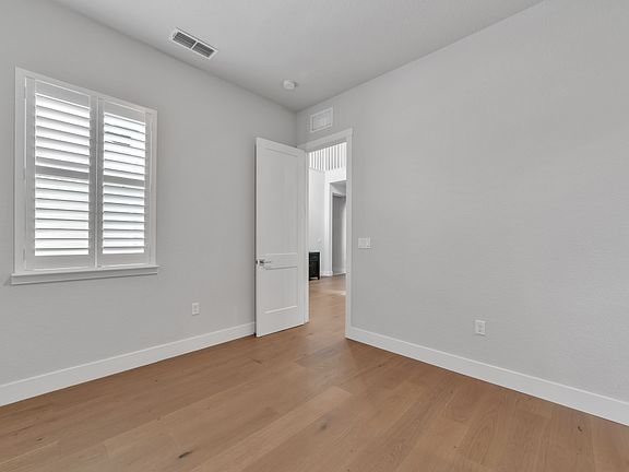 5th image of 3653 Manzanita Way