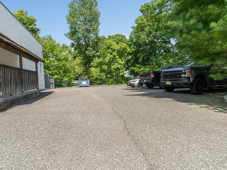 23 Pawnee Ave #1 — Photo 2