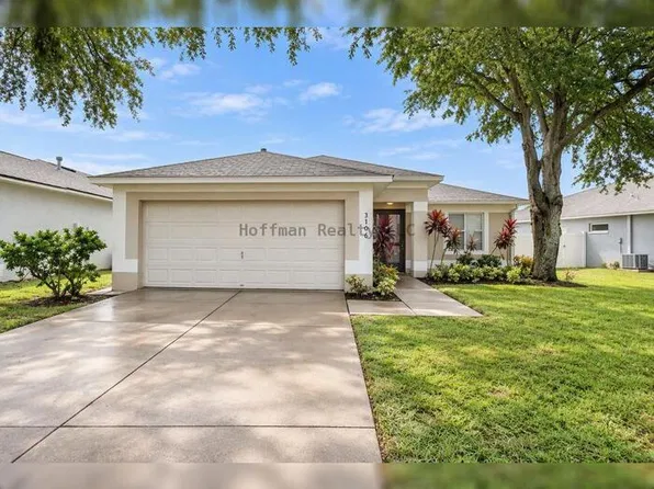 3106 Pine Top Dr, Valrico, FL 33594