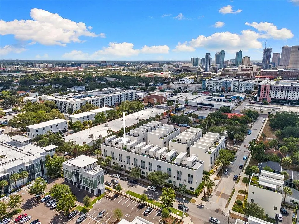 401 N Oregon Ave #9