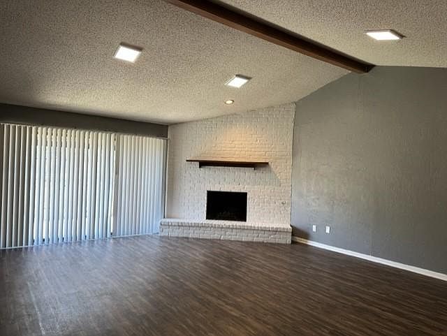 1st image of 410 Towne House Ln #2