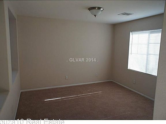 5th image of 3516 W El Campo Grande Ave