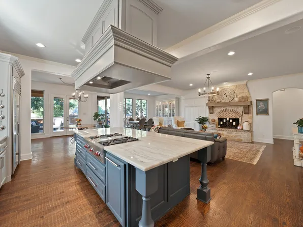 2825 Gareths Sword Dr, Lewisville, TX 75056