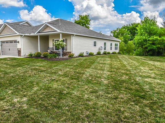 2nd image of 9229 Woodland Blue Dr