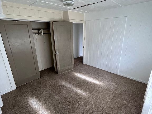 4th image of 1074 Kaumana Dr