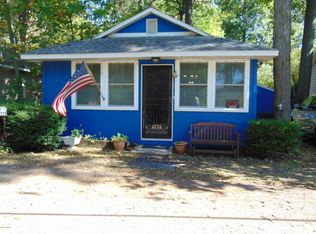 93775 Streeter Dr, Lawton, MI 49065