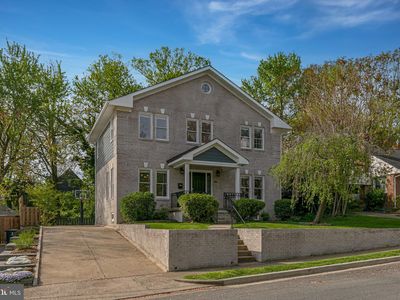 5204 20th St N, Arlington, VA, 22205