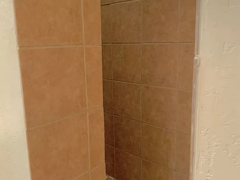 1512 N Cota Ln — Photo 27