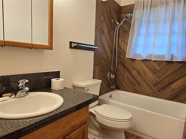 1002 Harmon Pl #1002 — Photo 8