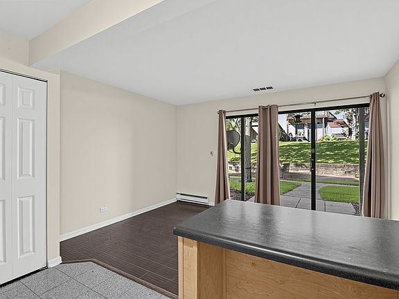 3rd image of 20 Saint Thomas Colony APT 5
